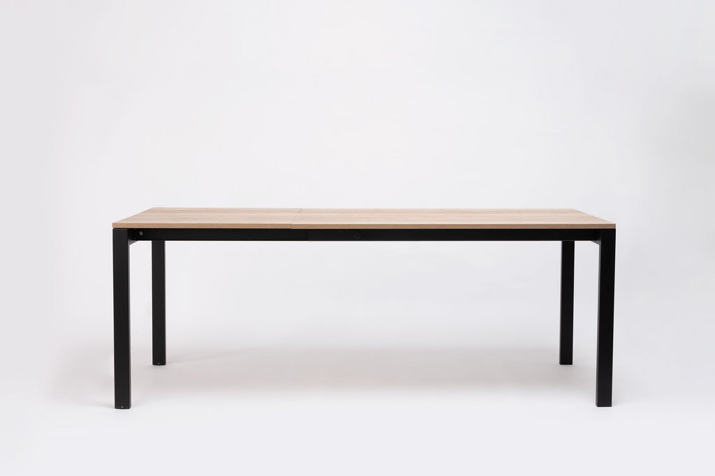 Punto Extendable Table by Ondarreta, view 2