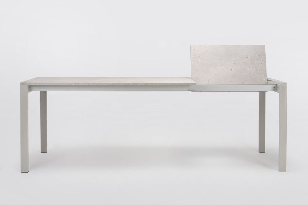 Punto Extendable Table by Ondarreta, view 9
