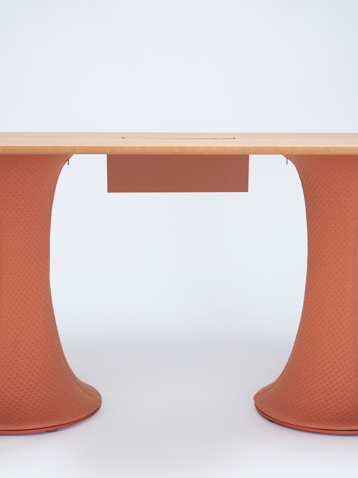 Sako Double Table by Ondarreta, view 3