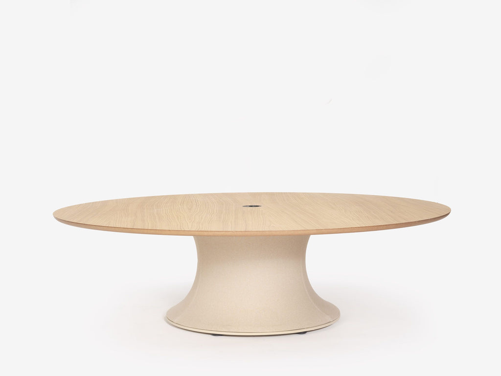 Sako XL Low Table by Ondarreta, view 3