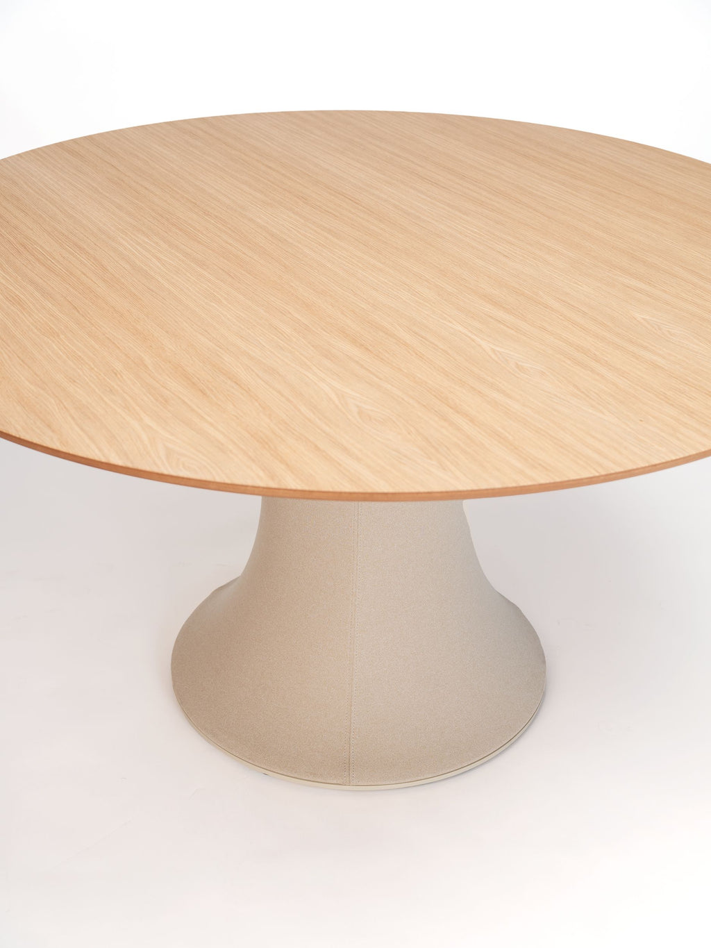 Sako XL Table by Ondarreta, view 3