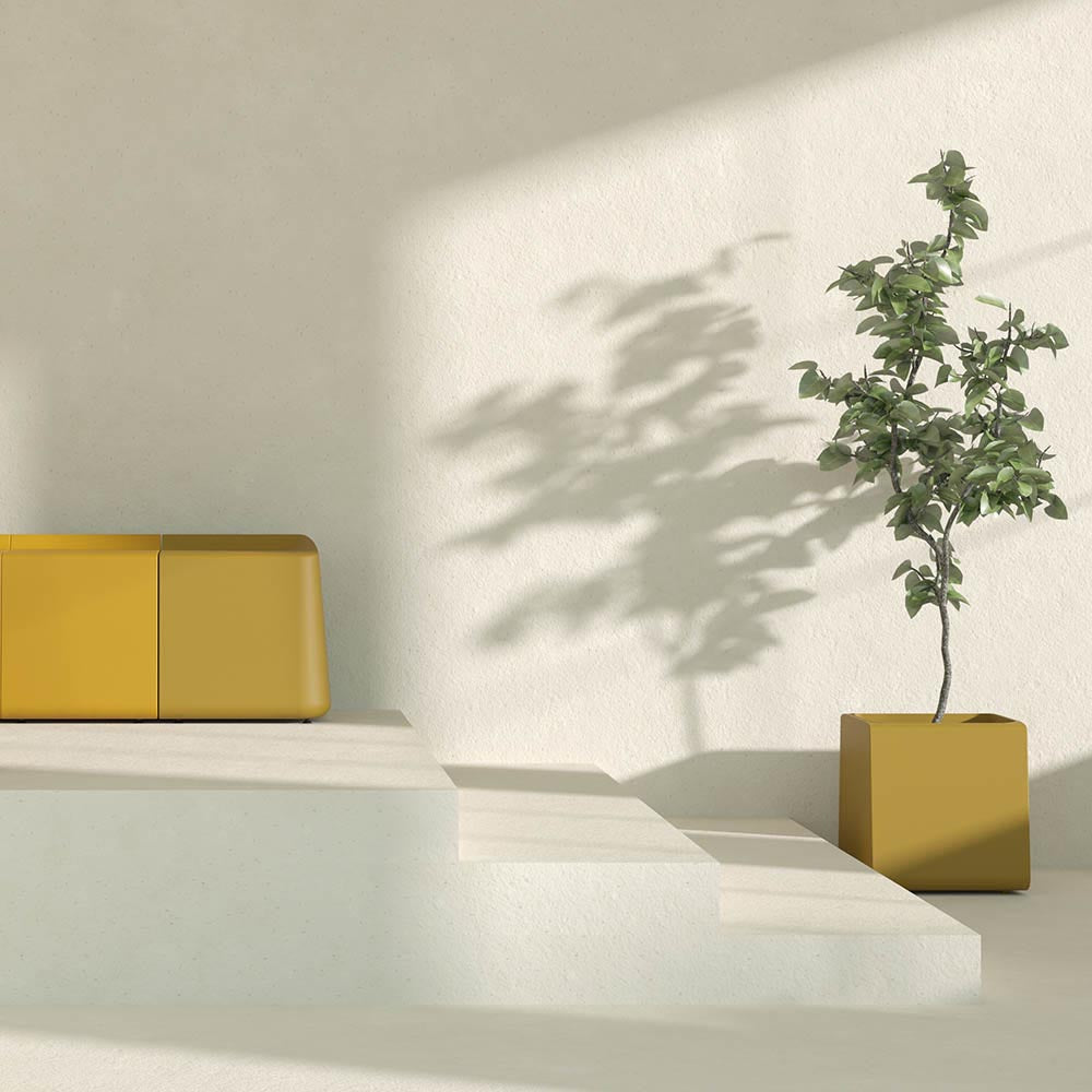Sarek Plantpot by Bõln, view 2