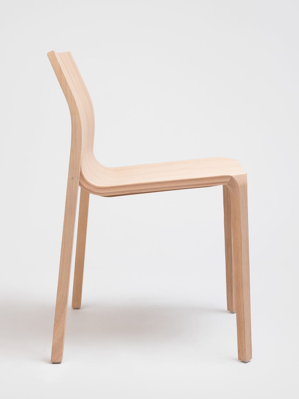 Silu Chair by Ondarreta, view 4