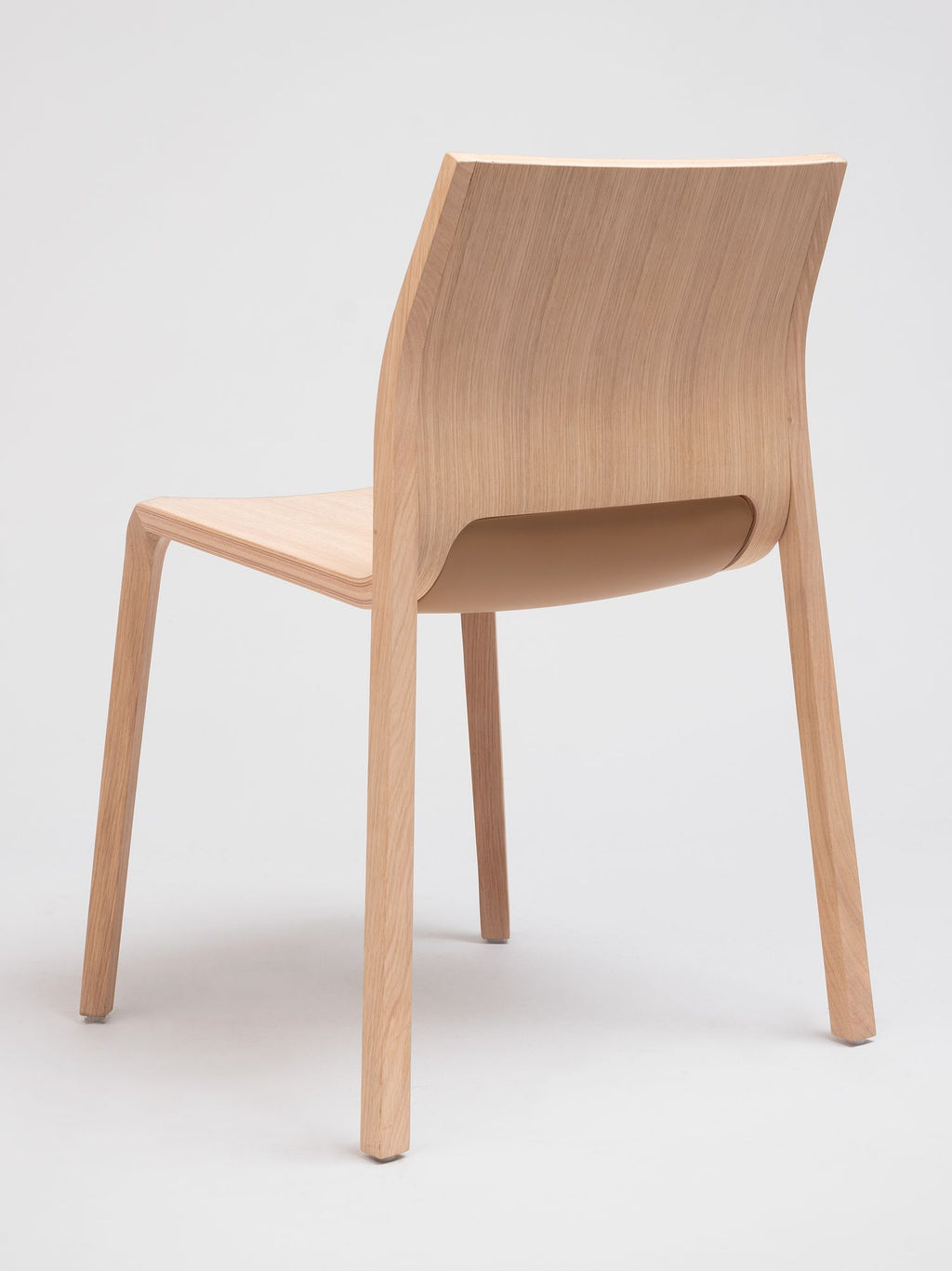 Silu Chair by Ondarreta, view 6