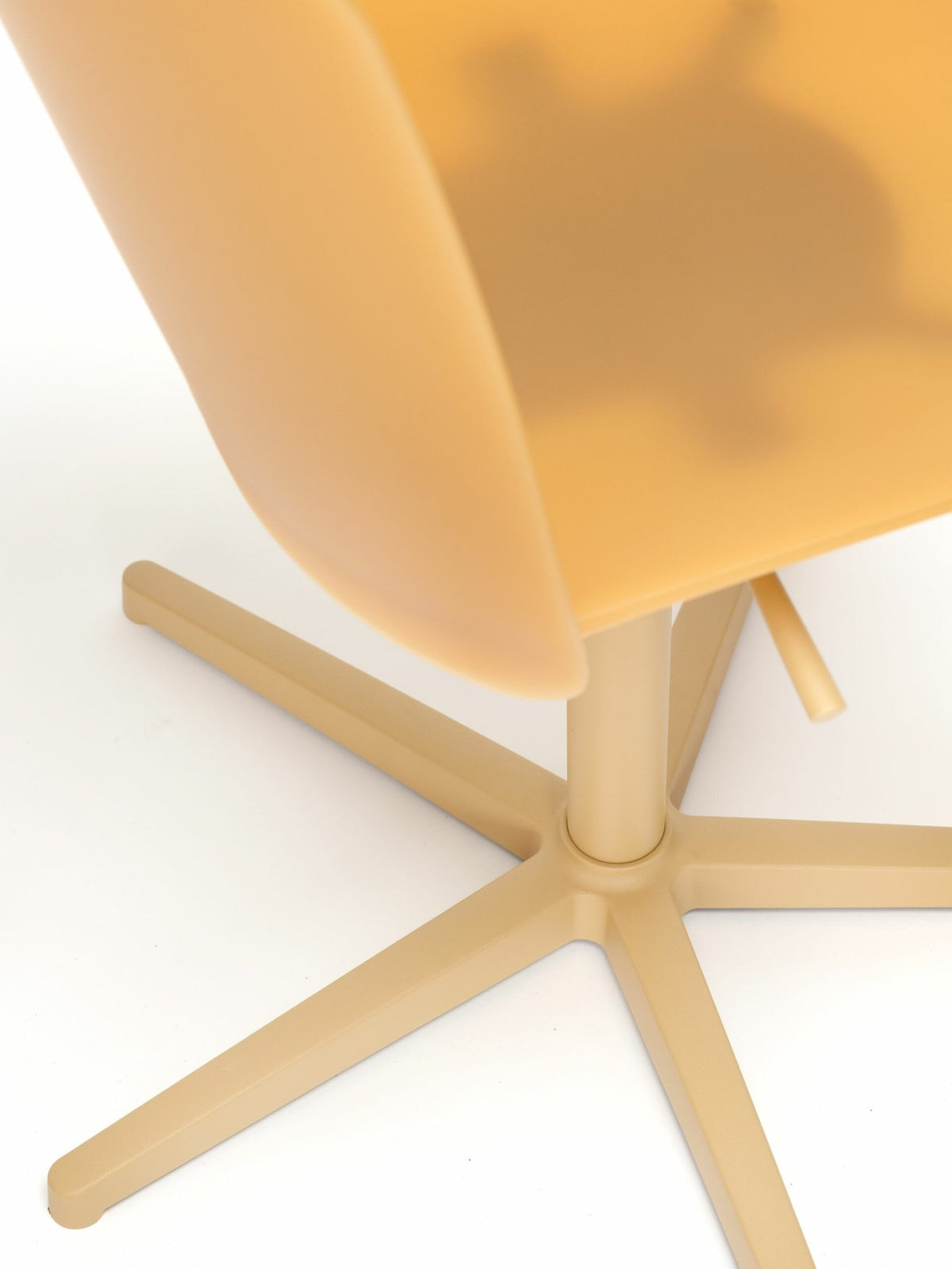 Supra Swivel Chair by Ondarreta, view 7