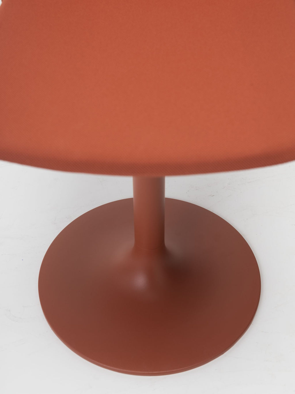 Supra Trumpet Chair by Ondarreta, view 9