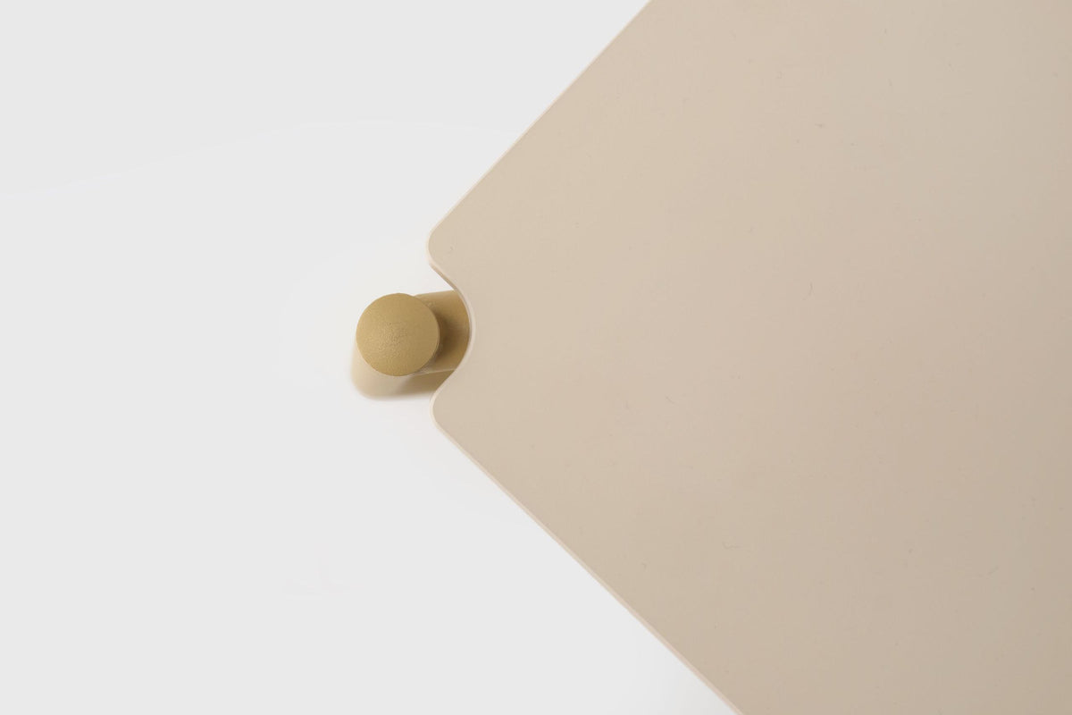 Uda Low Table by Ondarreta, view 9